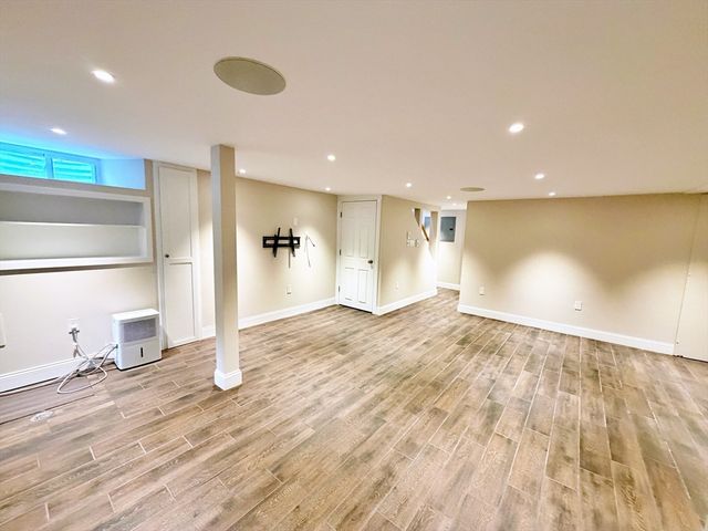 37 Fenton St 1, Boston, MA 02122
