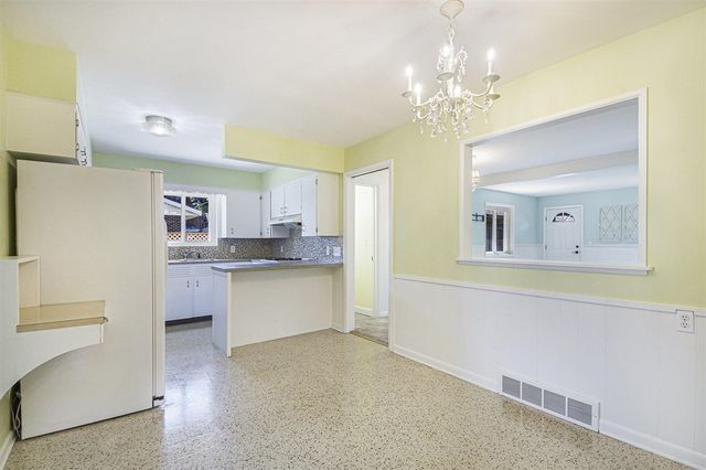 1260 Cricklewood Street, Wyoming, MI 49509