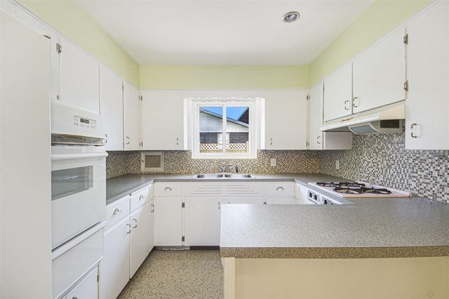 1260 Cricklewood Street, Wyoming, MI 49509