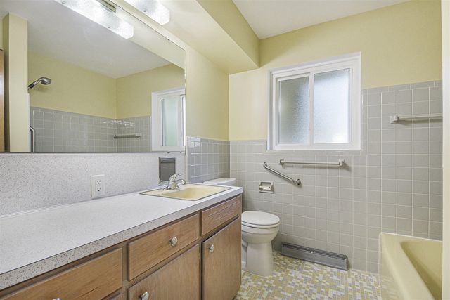 1260 Cricklewood Street, Wyoming, MI 49509