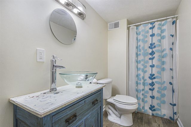 1260 Cricklewood Street, Wyoming, MI 49509