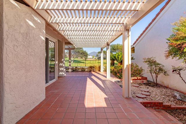 12843 Camino Ramillette, San Diego, CA 92128