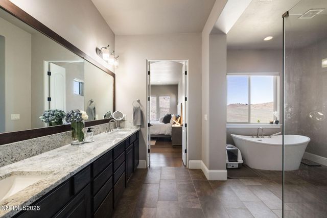 3172 Vista Favoloso Drive, Reno, NV 89519