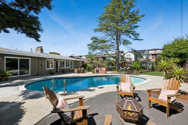 2315 Holland Street, San Mateo, CA 94403