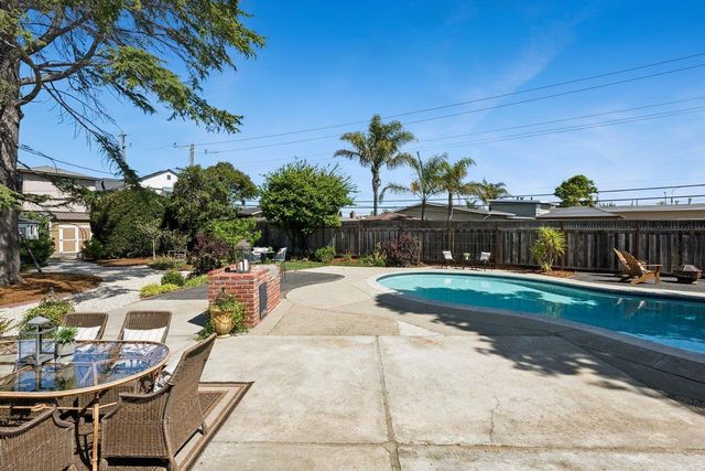 2315 Holland Street, San Mateo, CA 94403