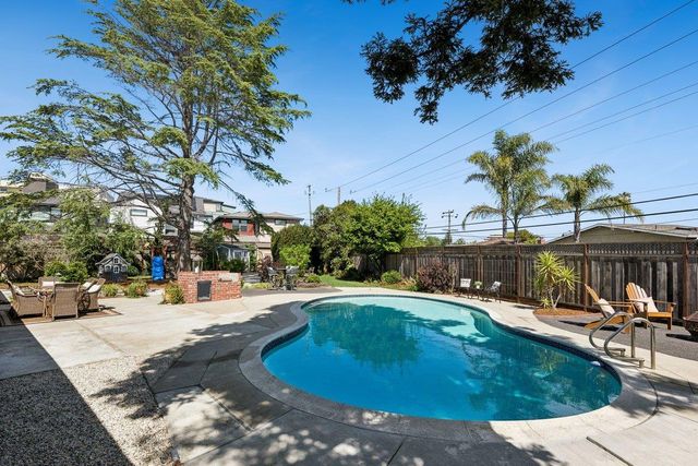 2315 Holland Street, San Mateo, CA 94403