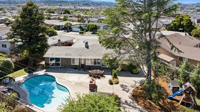 2315 Holland Street, San Mateo, CA 94403