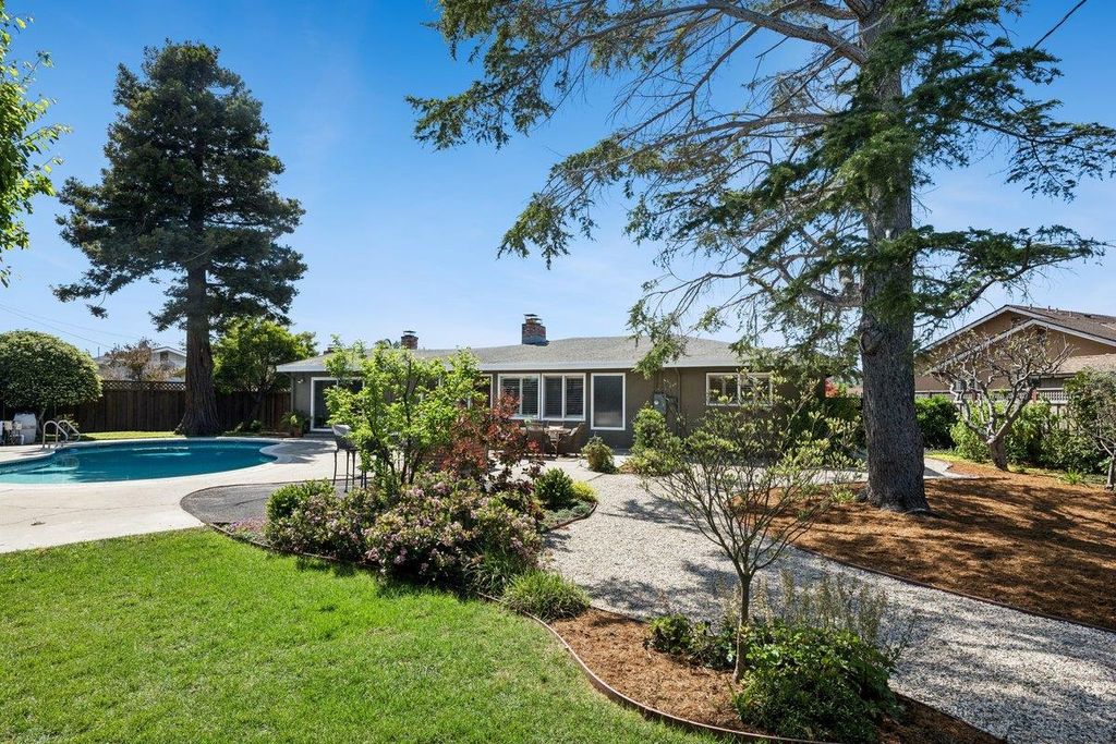 2315 Holland Street, San Mateo, CA 94403