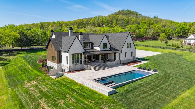 1862 Pleasant Hill Rd, Franklin, TN 37067