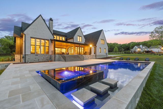 1862 Pleasant Hill Rd, Franklin, TN 37067
