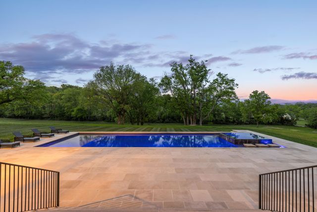 1862 Pleasant Hill Rd, Franklin, TN 37067