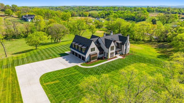 1862 Pleasant Hill Rd, Franklin, TN 37067