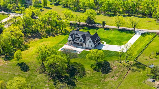1862 Pleasant Hill Rd, Franklin, TN 37067