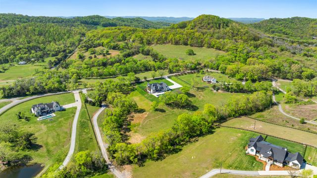 1862 Pleasant Hill Rd, Franklin, TN 37067