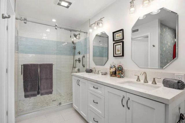 907 Wentworth Circle, Vista, CA 92081