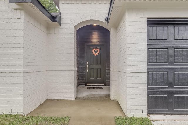 3110 Roman Forest Boulevard, New Caney, TX 77357