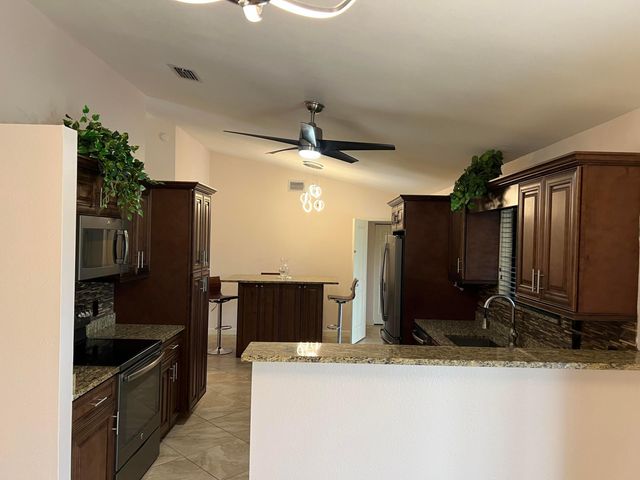 1561 SE Appamattox Terrace, Port St. Lucie, Port St Lucie, FL 34952