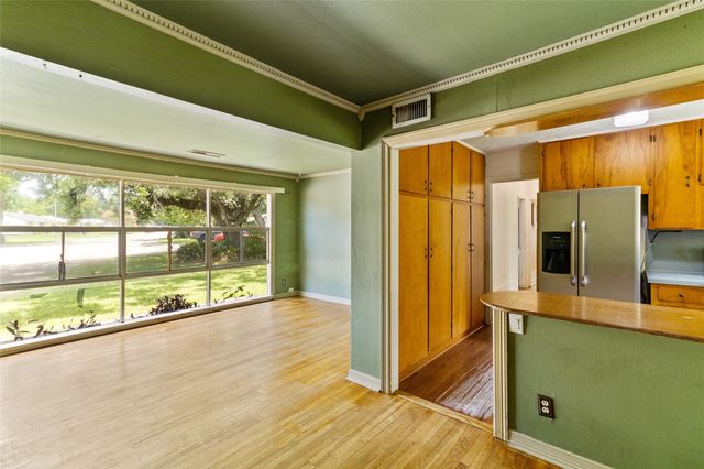 206 Jonquil, Lake Jackson, TX 77566