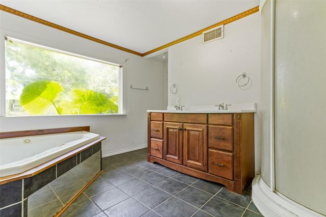 206 Jonquil, Lake Jackson, TX 77566