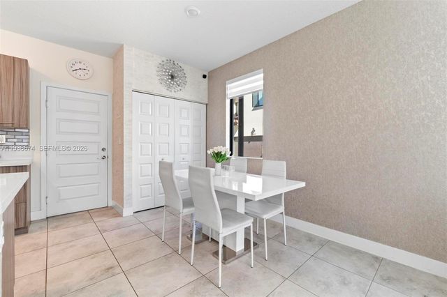 8367 Central Park Blvd 8367, Doral, FL 33166