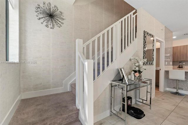 8367 Central Park Blvd 8367, Doral, FL 33166