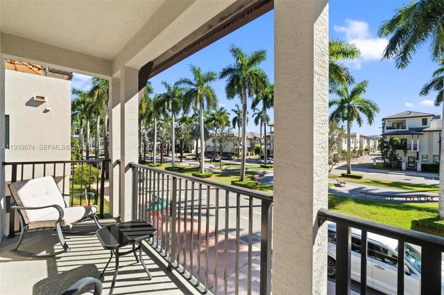 8367 Central Park Blvd 8367, Doral, FL 33166