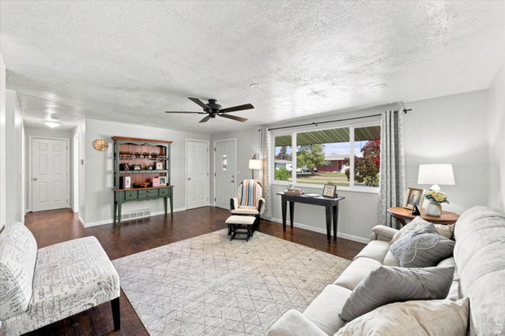 769 W 925 S, Woods Cross, UT 84087 — photo 3