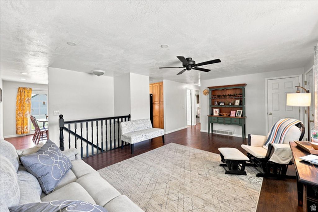 769 W 925 S, Woods Cross, UT 84087 — photo 4
