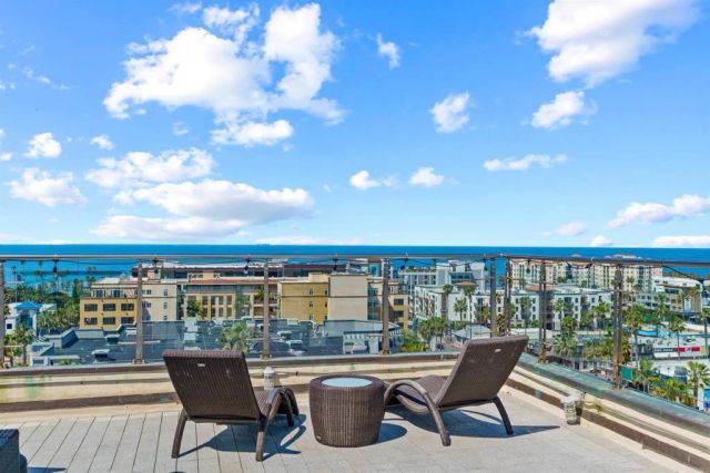 550 Seagaze Drive 12, Oceanside, CA 92054