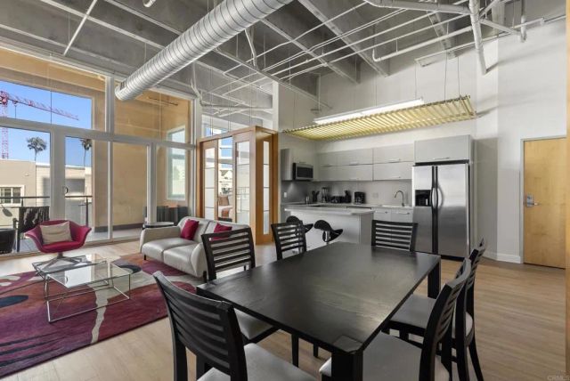 550 Seagaze Drive 12, Oceanside, CA 92054
