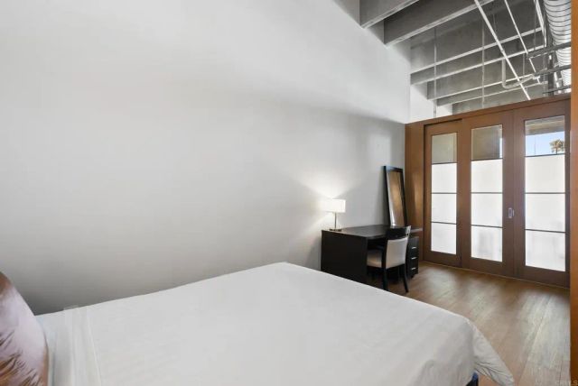 550 Seagaze Drive 12, Oceanside, CA 92054