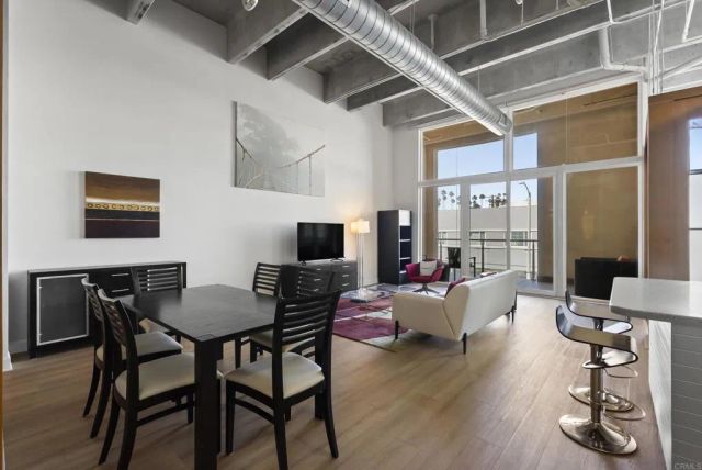 550 Seagaze Drive 12, Oceanside, CA 92054