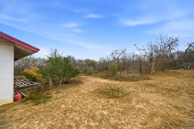 4988 S Loop 1604 E, Elmendorf, TX 78112