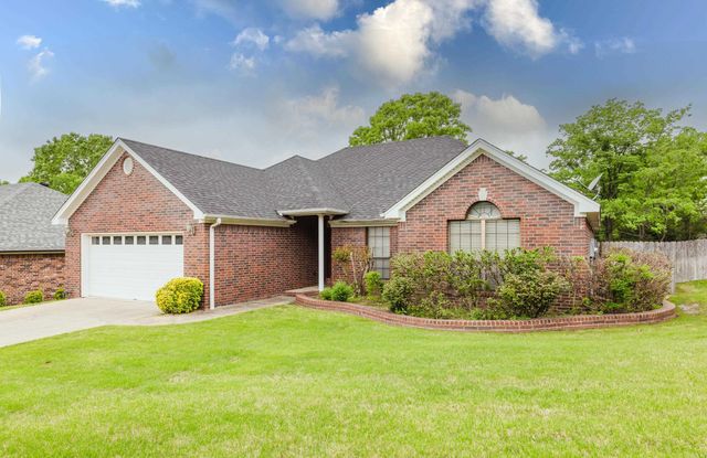 7 Patton Drive, Maumelle, AR 72113