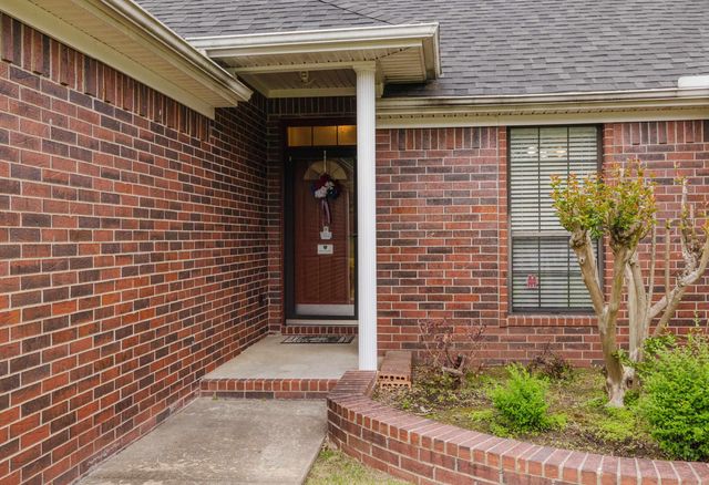 7 Patton Drive, Maumelle, AR 72113