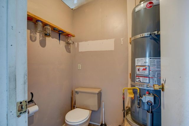 9564 Coronado Dr, La Grange, CA 95329