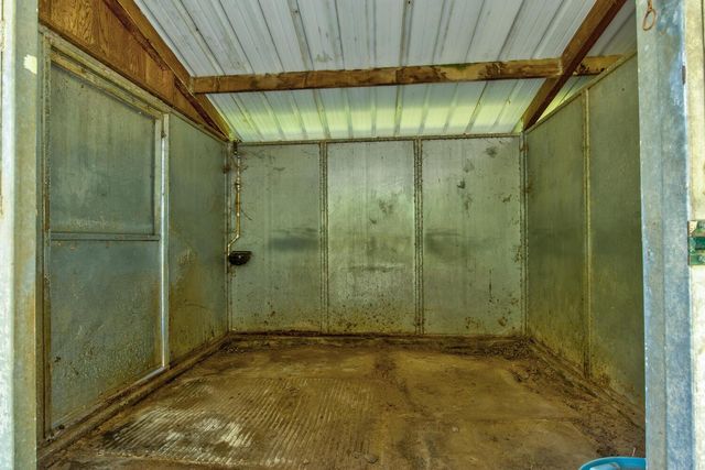 9564 Coronado Dr, La Grange, CA 95329