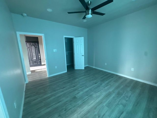 5211 Rue Street, Houston, TX 77033