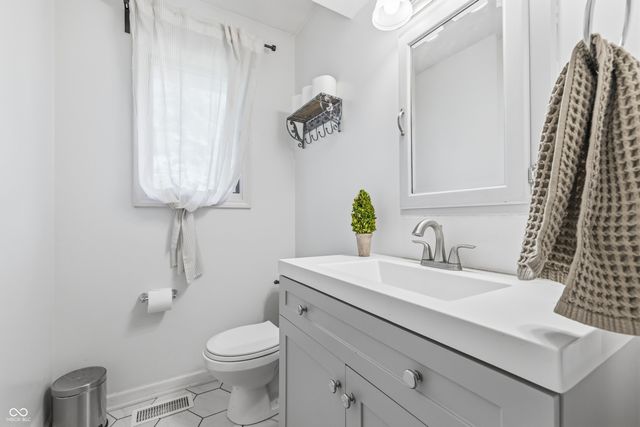 4736 Minton Court, Carmel, IN 46033