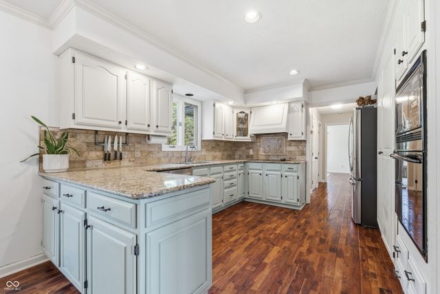 4736 Minton Court, Carmel, IN 46033