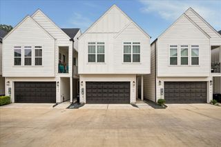 5709 White Magnolia Street, Houston, TX 77091