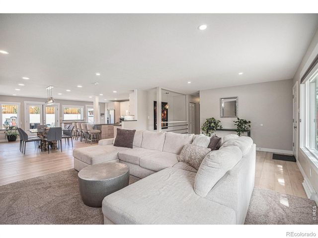 628 S Jasmine Way, Denver, CO 80224