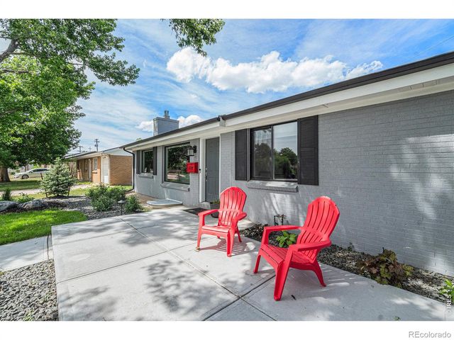 628 S Jasmine Way, Denver, CO 80224