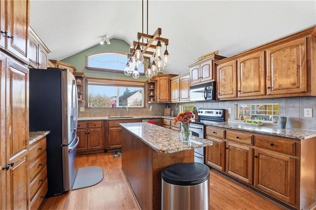 1363 Brompton Lane, Raymore, MO 64083