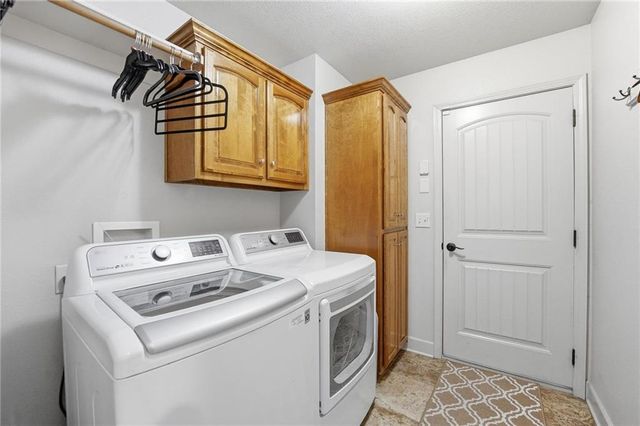 1363 Brompton Lane, Raymore, MO 64083