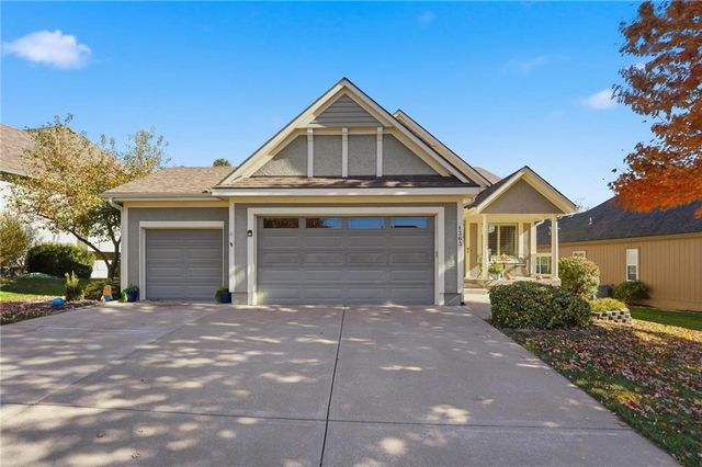 1363 Brompton Lane, Raymore, MO 64083