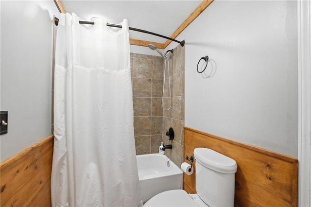 1363 Brompton Lane, Raymore, MO 64083