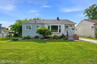 25709 Cubberness Street, St. Clair Shores, MI 48081
