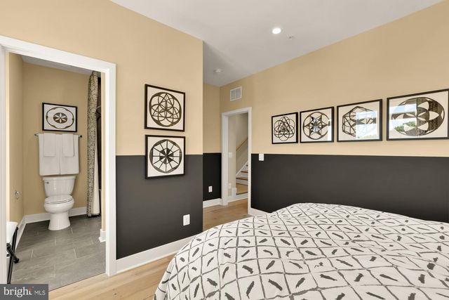 2712 OLMSTED CT NW, Washington, DC 20001
