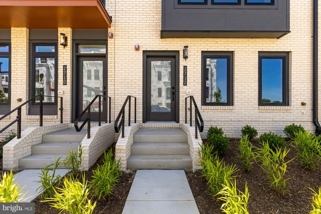 2712 OLMSTED CT NW, Washington, DC 20001